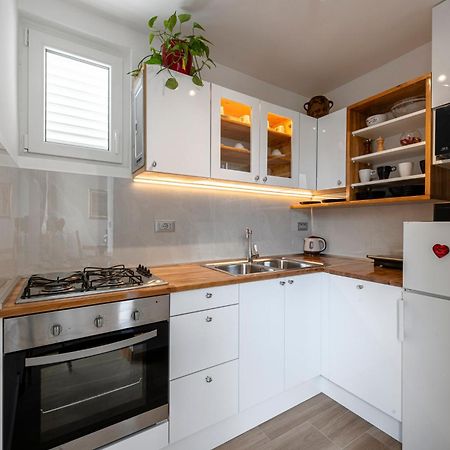 Apartment One , Sea View , Free Parking Дубровник Экстерьер фото